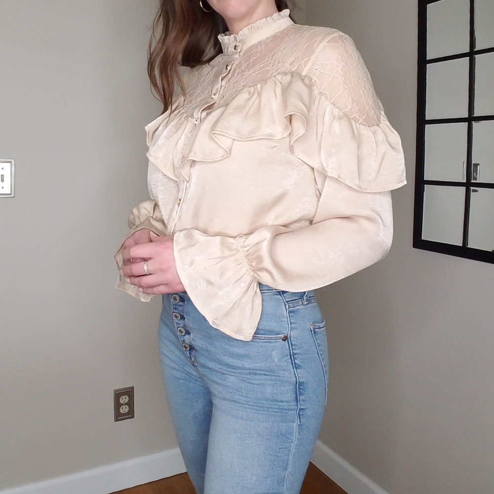 Ruffles & Lace blouse